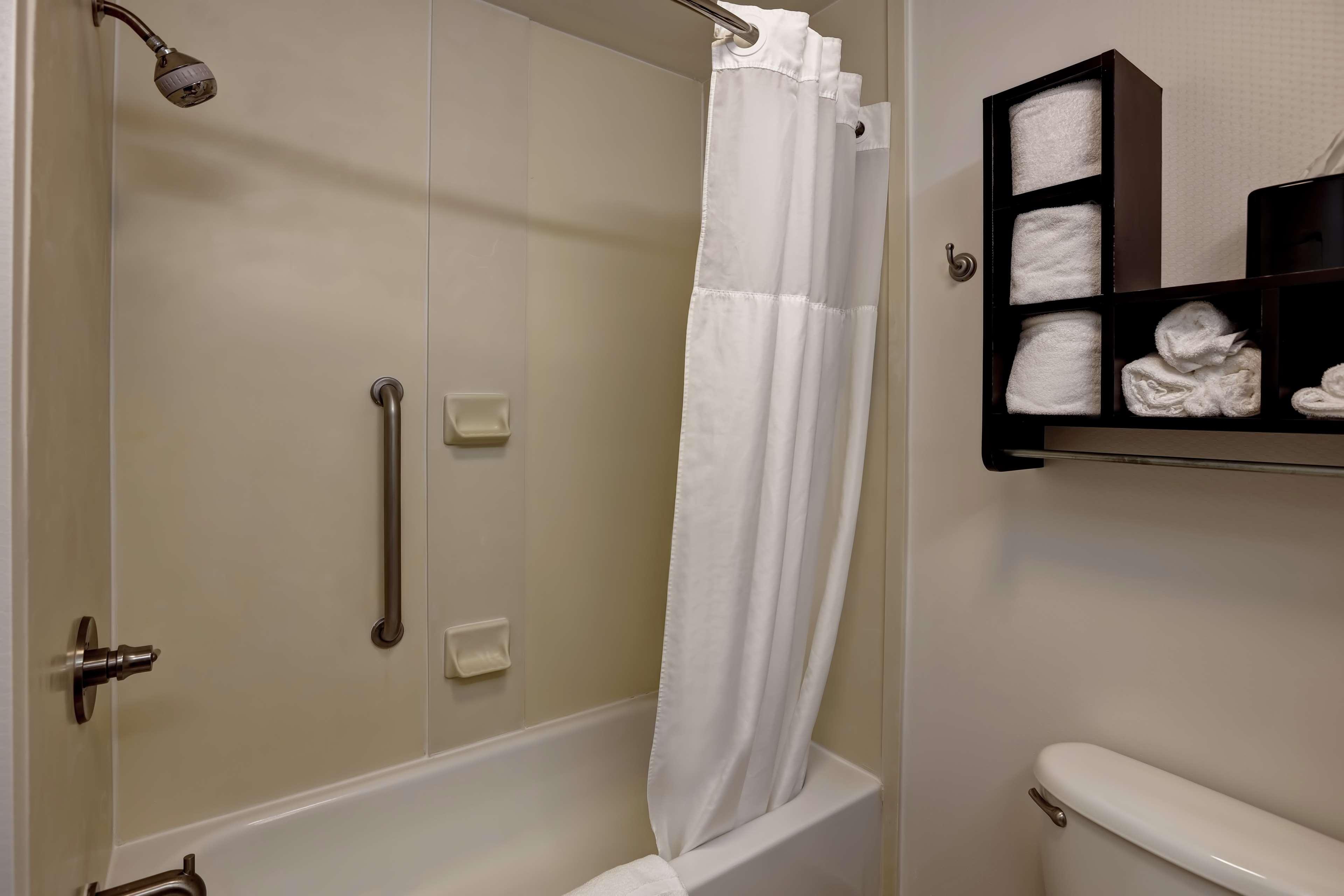 Hampton Inn Atlanta-Woodstock Esterno foto