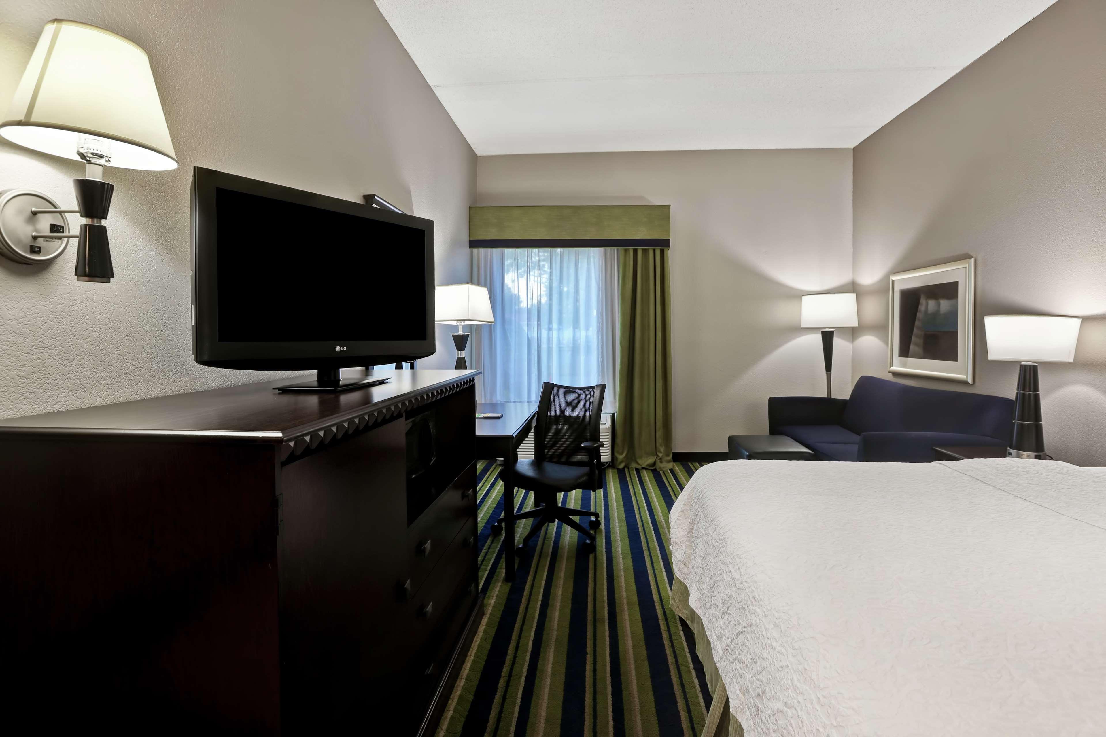 Hampton Inn Atlanta-Woodstock Esterno foto